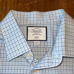 Charles Tyrwhitt Non-Iron Dress Shirt - 17 1/2 -36. White and blue French cuff